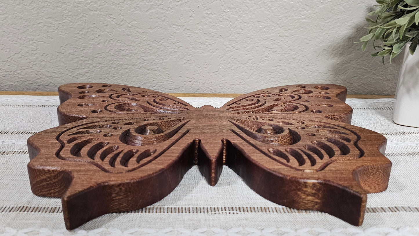 Butterfly Edge Grain Cutting Board