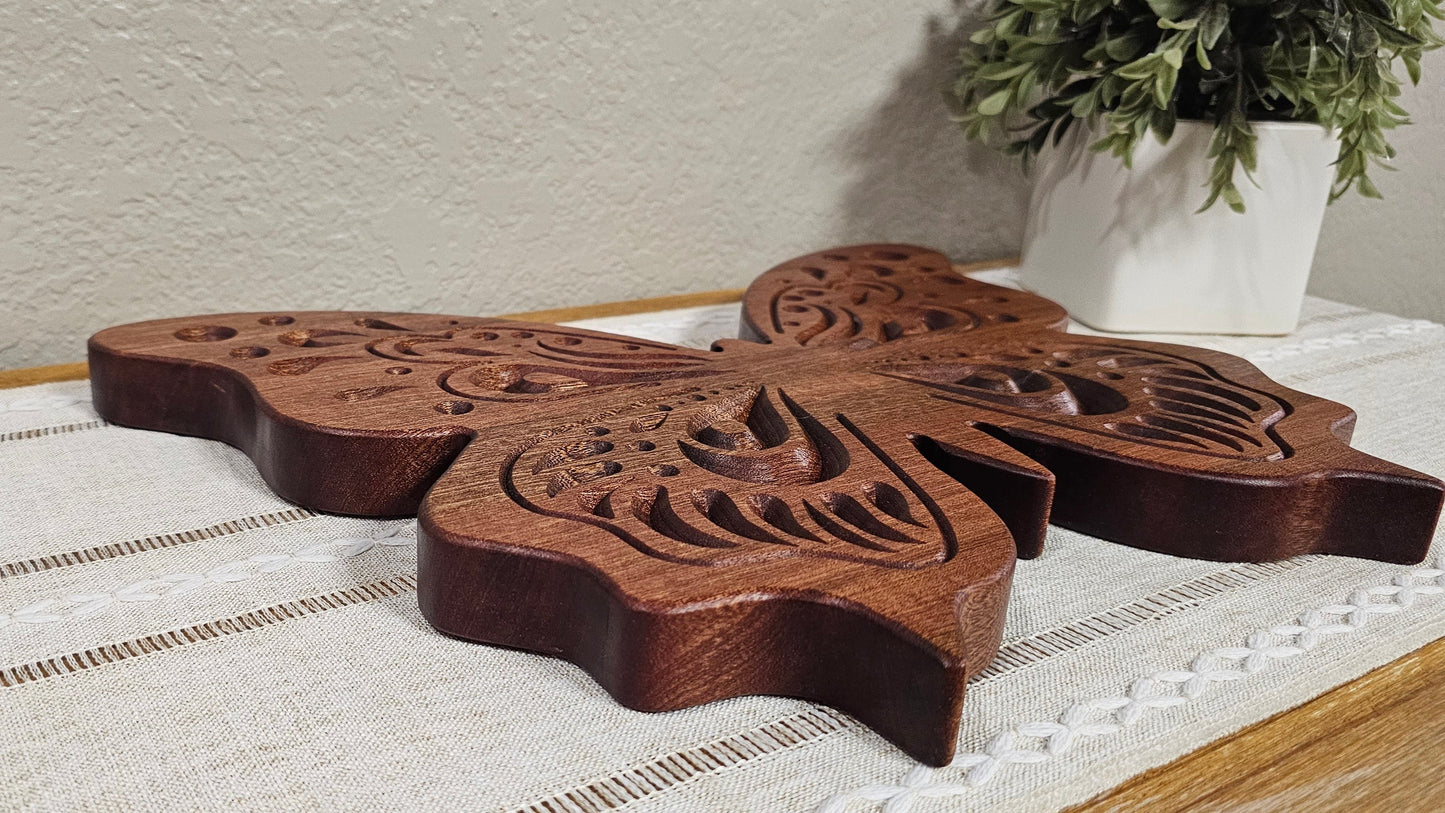Butterfly Edge Grain Cutting Board