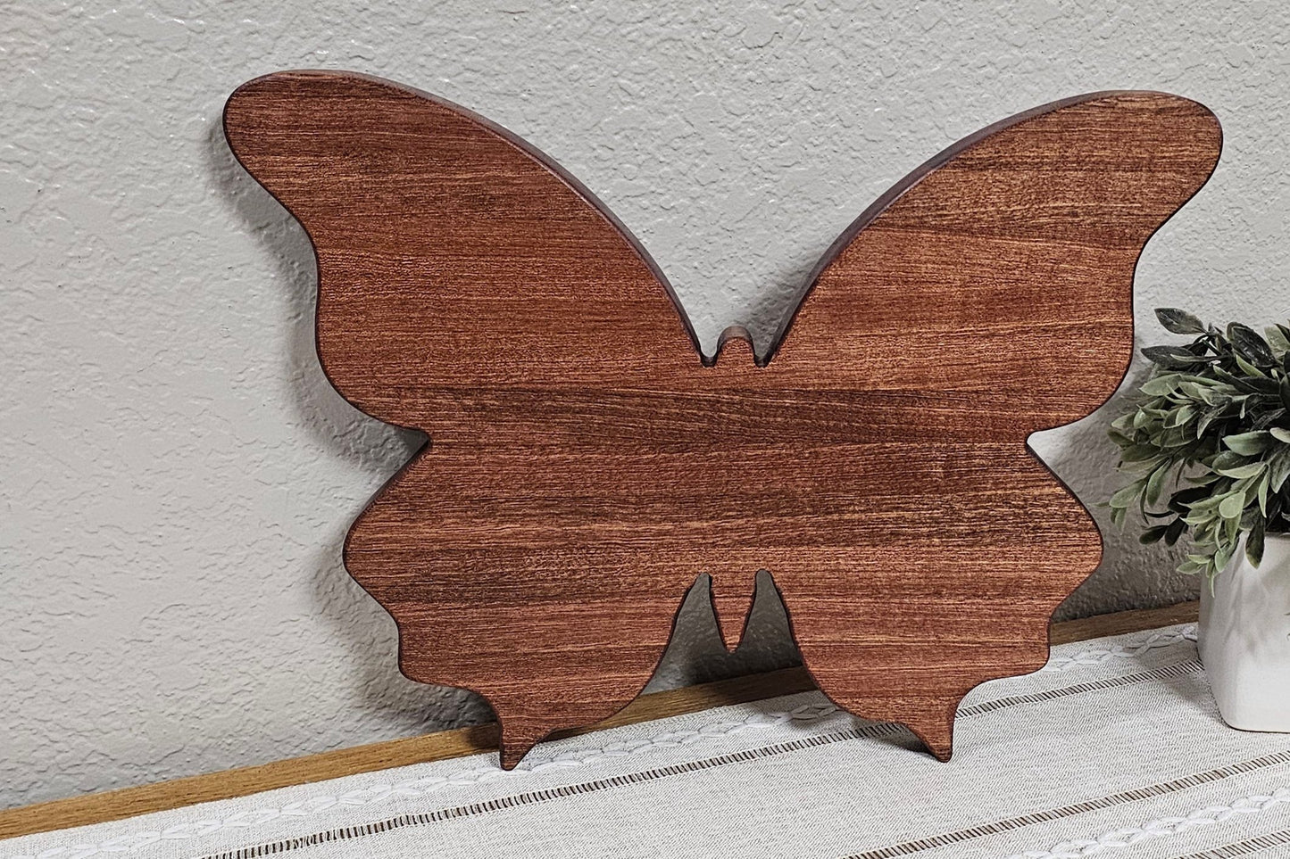 Butterfly Edge Grain Cutting Board