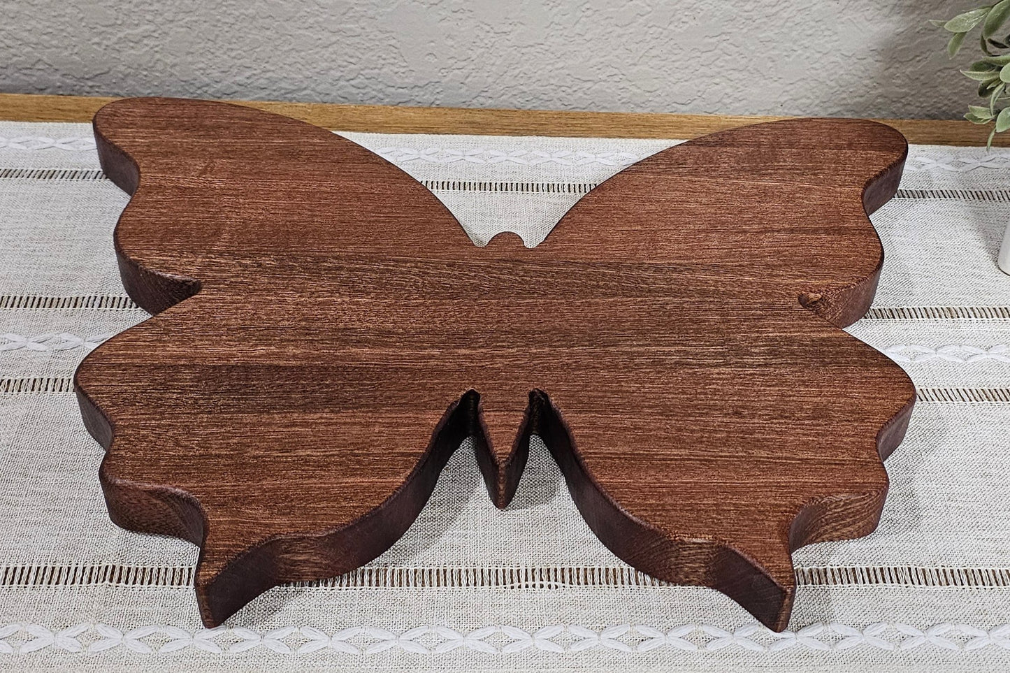 Butterfly Edge Grain Cutting Board
