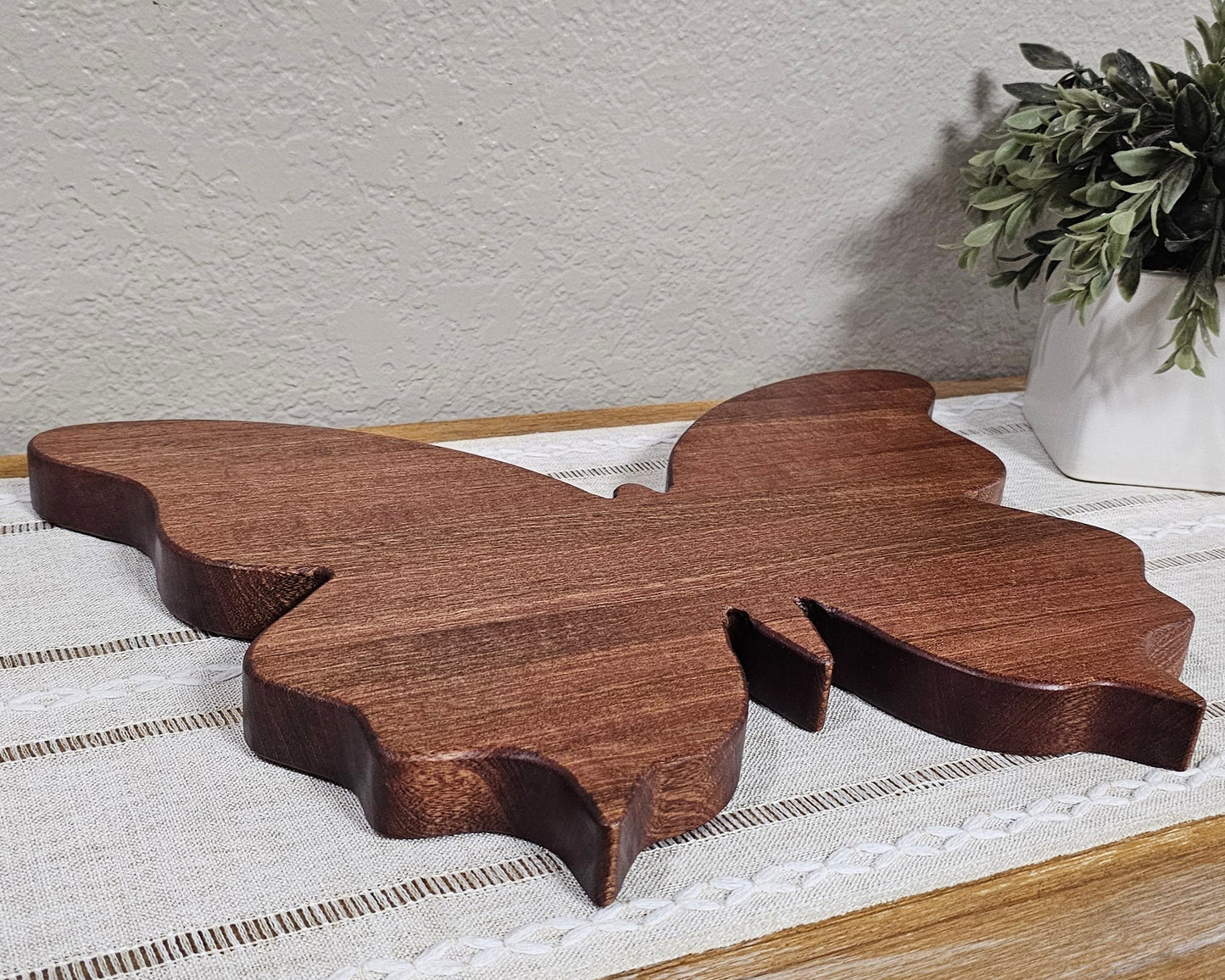 Butterfly Edge Grain Cutting Board