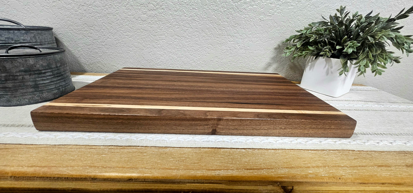 Reversible Large Premium Walnut Cutting Board with Maple Accents