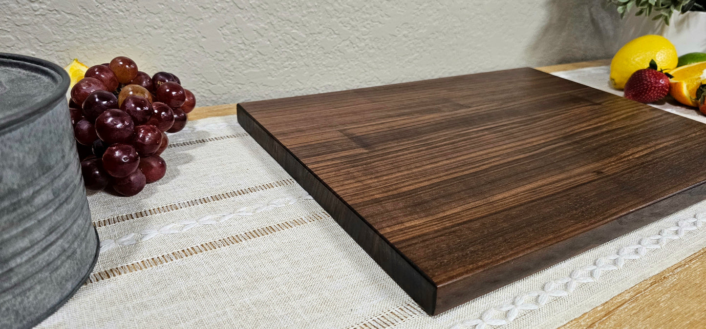 Walnut Edge Grain Cutting Board | Reversible