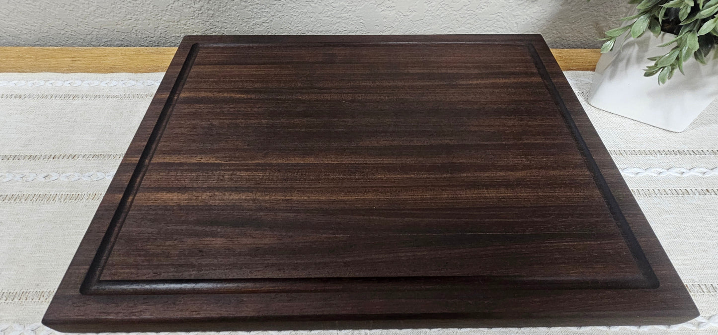 Large Peruvian Walnut Edge Grain Cutting Board With Juice Grooves