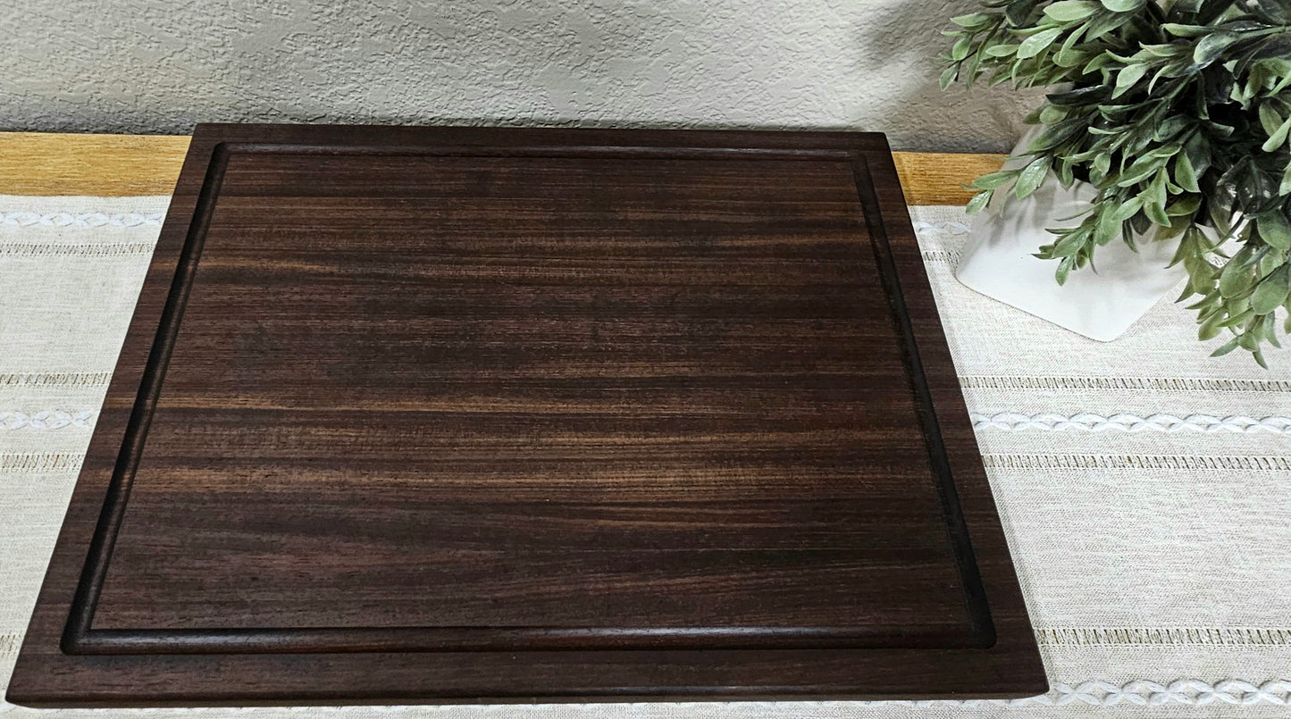 Large Peruvian Walnut Edge Grain Cutting Board With Juice Grooves