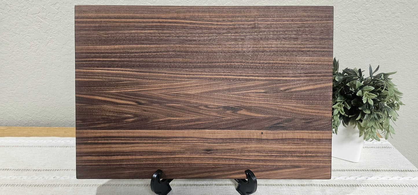 Large Walnut Edge Grain Cutting Board With Juice Grooves