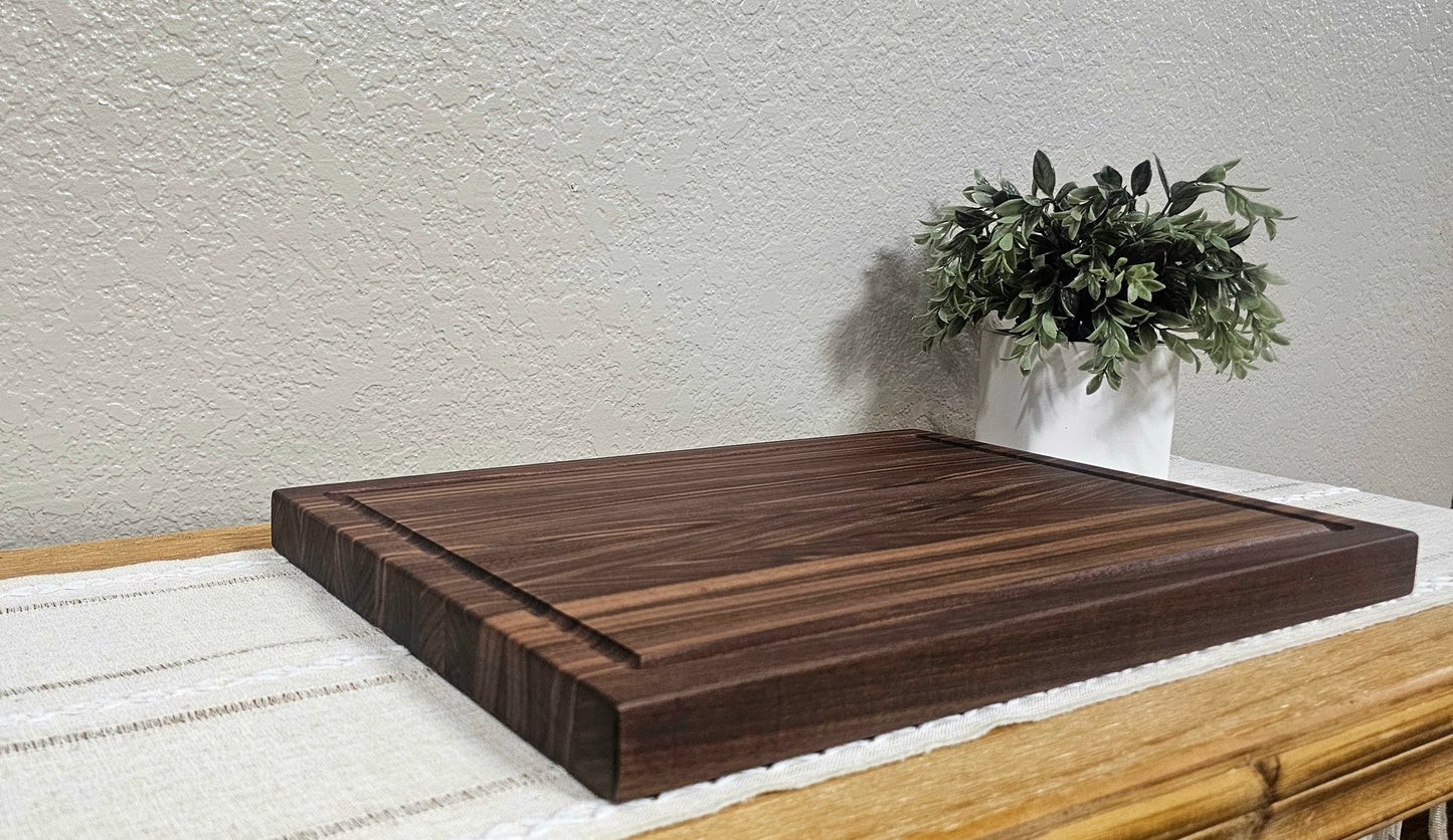 Large Walnut Edge Grain Cutting Board With Juice Grooves