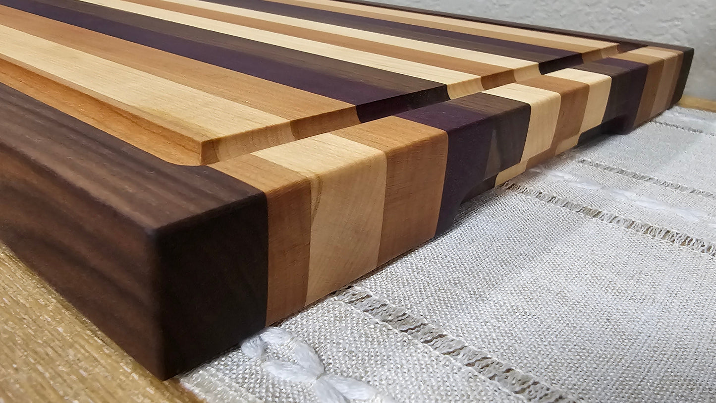 Large Patterned Board |Walnut, Maple, Cherry, & Purpleheart | Juice Grooves & Finger Grips Add-On Options